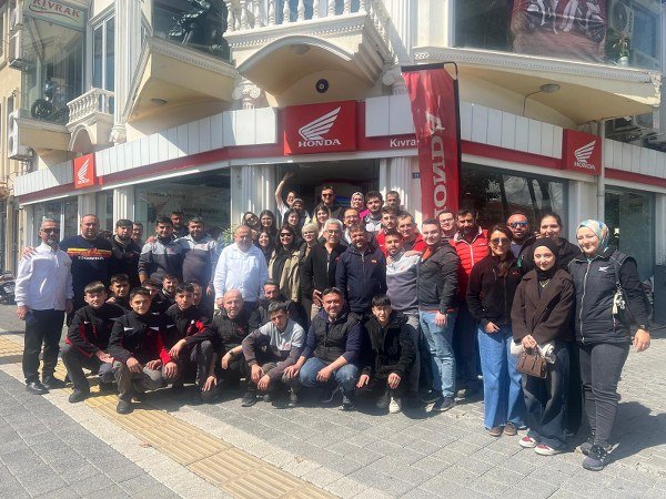 KIVRAK MOTOR YİNE ZİRVEDE